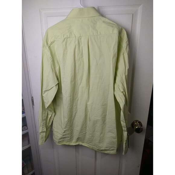 Nicole Miller Men's Light Green Collar Button Up Dress Shirt. Size XL - Picture 10 of 10